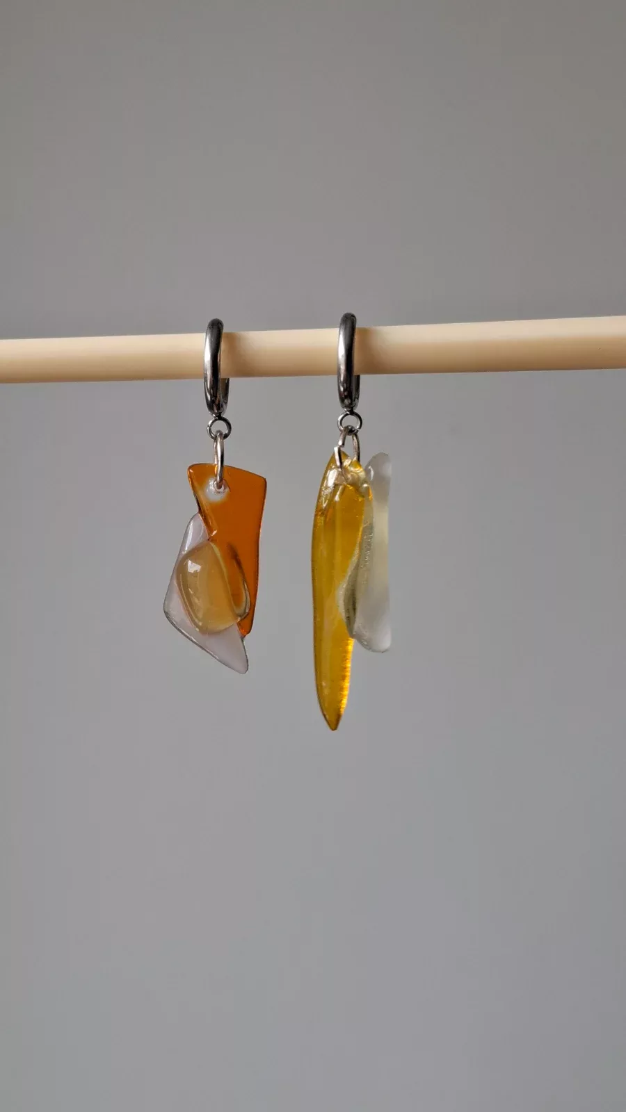 Boucles d’oreilles en verre recyclé - jaune et orange