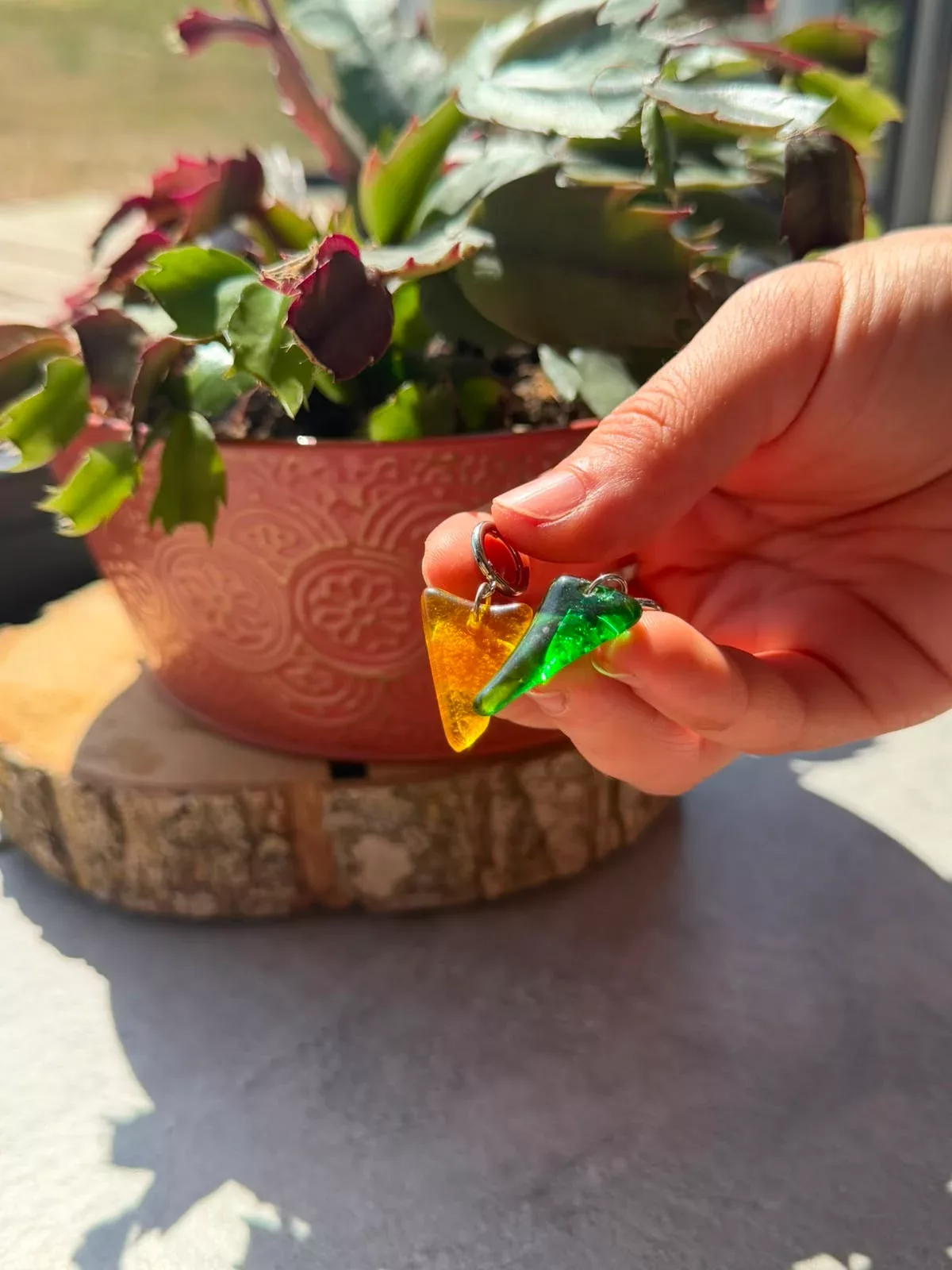 Boucles d’oreilles en verre recyclé - vert et jaune
