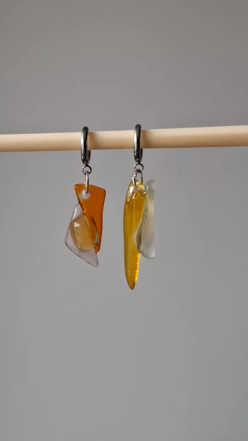 Boucles d’oreilles en verre recyclé - jaune et orange